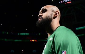 开云体育官网-克劳福德：德里克·怀特就像变形金刚 他能适应任何情况&amp;这很罕见